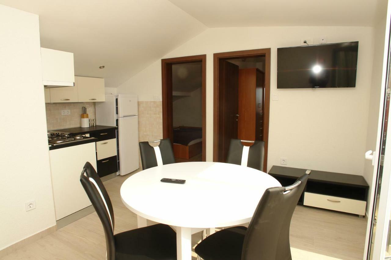 Apartmani Stambuk Mandre Zewnętrze zdjęcie
