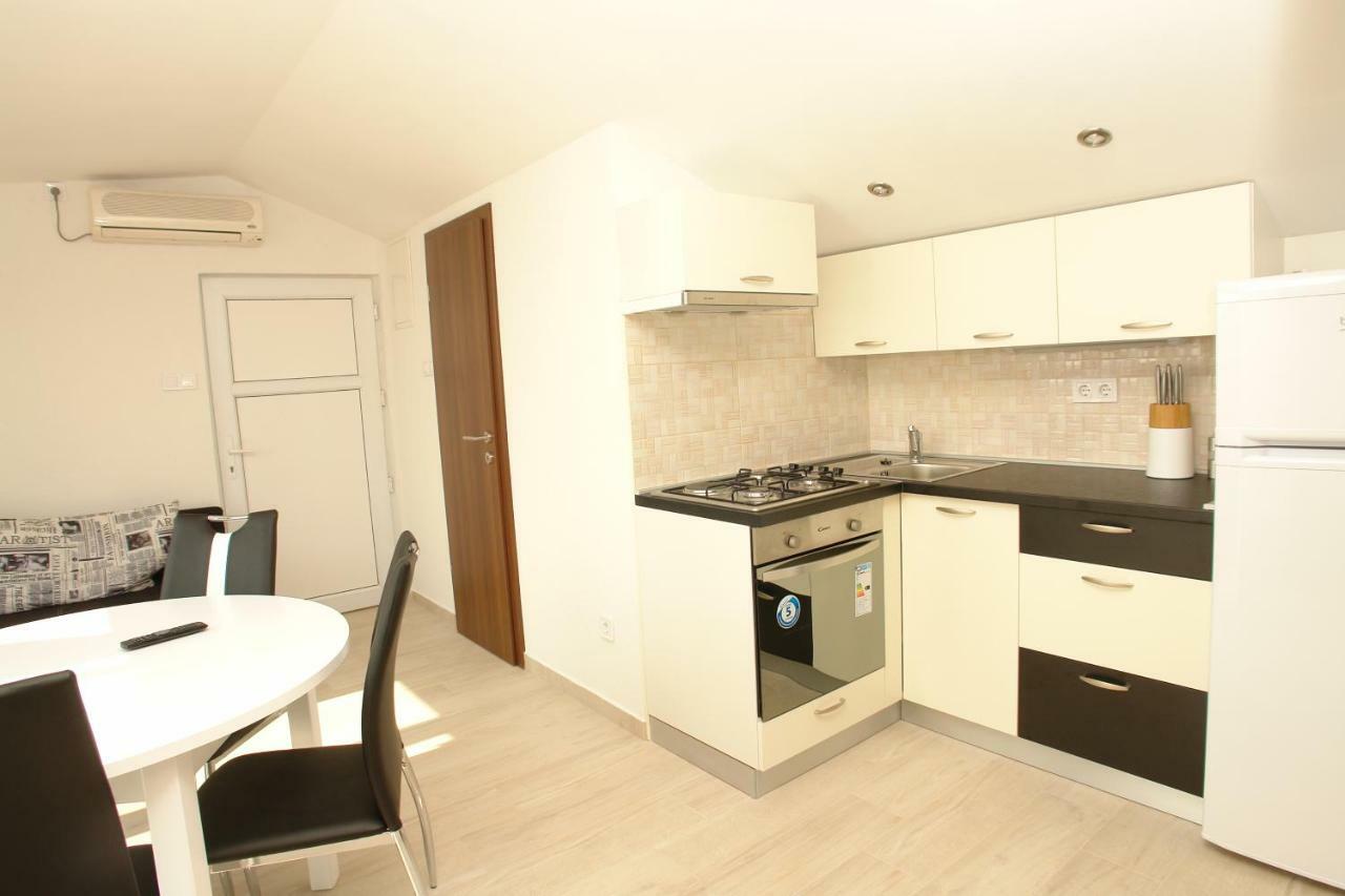 Apartmani Stambuk Mandre Zewnętrze zdjęcie